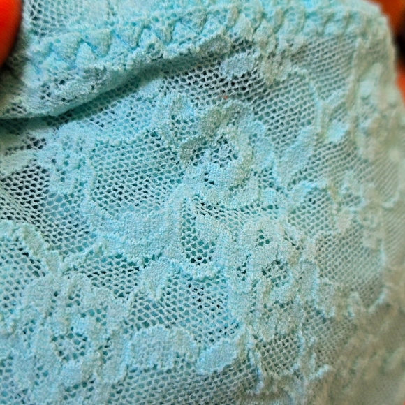 Intimates - Picture 5 of 11